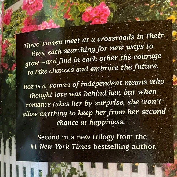 Nora Roberts Garden Trilogy Book Set - Picture 3 of 3